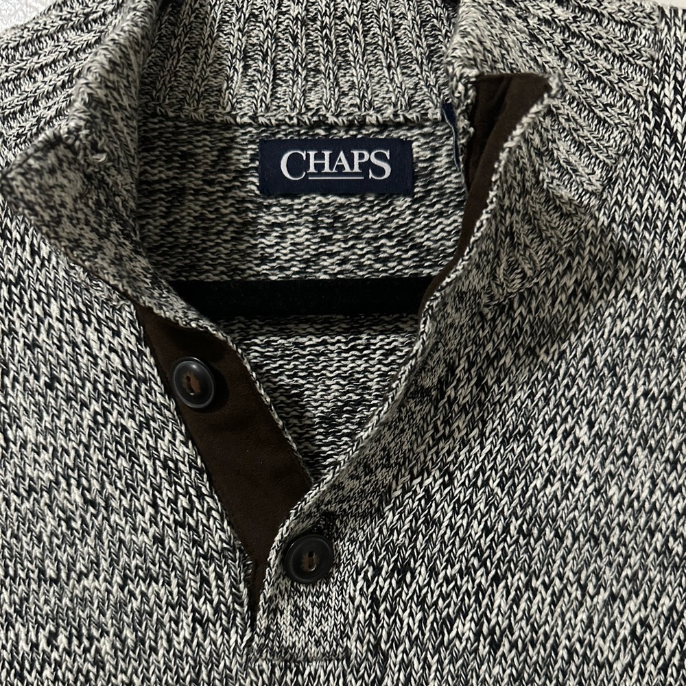 Men’s CHAPS pull over sweater